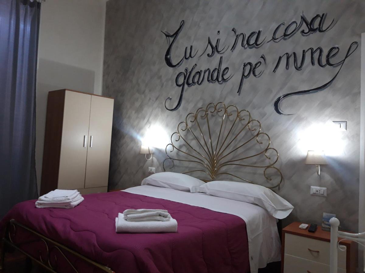 Napul'E Mill Color Bed and Breakfast Napoli Eksteriør billede